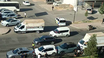 Batman'da zincirleme kaza : 4 araç birbirine çarptı