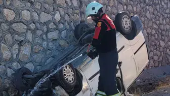 Çorum'da hafif ticari araç takla attı: 4'ü çocuk 6 kişi yaralandı