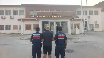 Kuşadası'nda uyuşturucu operasyonu : 2 şüpheli tutuklandı