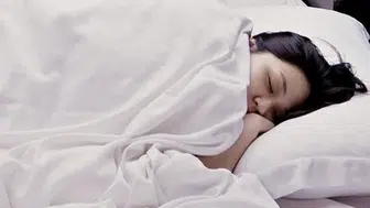 Geceleri Sık Sık Uyanıyor Musunuz? Uzmanlardan Önemli Tespitler Var!