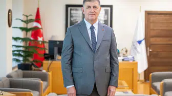 Cemil Tugay, Atatürkçü Düşünce Derneği’den istifa etti