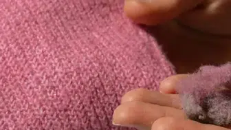 Yün Giysilerdeki Tiftiklenmeleri Temizlemek İçin Yeni Bir Yöntem Geliştirildi