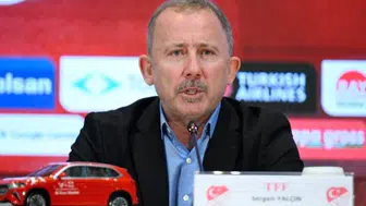 Sergen Yalçın, Ekranda Değil, Sahadayız İfadeleriyle Futbolculara Yanıt Verdi Mi?