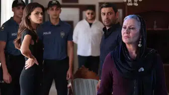 Uzak Şehir Dizisinde Bu Akşam Neler Olacak? Alya'nın Hamileliği Cihan'ı Şaşırtacak Mı?