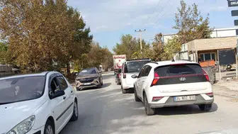 Nilüfer Alaaddinbey Mahallesi'nde Ulaşım ve Trafik Çilesi Sürüyor