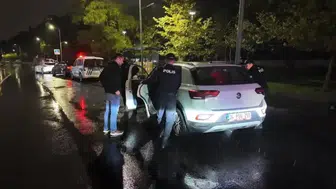 İstanbul genelinde 'Huzur İstanbul' denetimi: Üsküdar'da araçlar durduruldu, GBT yapıldı