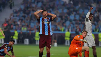 Cenk Özkacar'dan Hearts Galibiyeti ve Trabzonspor Açıklaması
