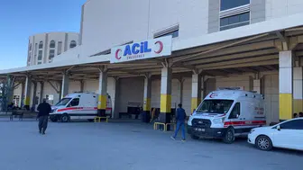 Eskişehir'de TIR'ın Duvara Çarpması Sonucu Yaralılar Var mı?