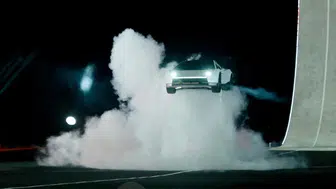Tesla Roadster Ne Zaman Üretilecek ? Elon Musk 2028'i İşaret Etti
