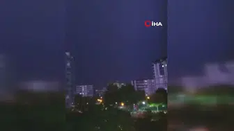 Diyarbakır'da İki Ayrı Apartmana Yıldırım Düştü