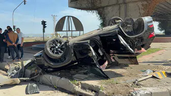 Samsun'da satın aldığı otomobille kaza yaptı : 2,6 milyon liralık araç takla attı !