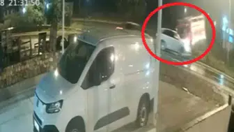 Antalya'da Refüjü Aşan Kamyon Karşı Şeride Geçti: 3 Yaralı