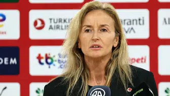 aTRT Spor yorumcusu Nilay Kartaltepe kimdir? Kaç yaşında, hangi takımlarda oynadı, Fenerbahçe neden tepki gösterdi?