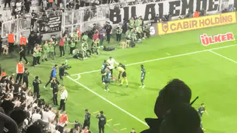 Beşiktaş - Kocaelispor Maçında Saha İçine Yabancı Madde Atan Kişi Gözaltına Alındı