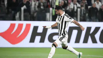 Juventus, Zeki Çelik'in sakatlandığını açıkladı!