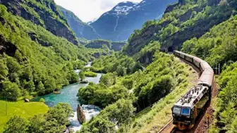 Dünyanın en lüks tren rotaları arasında istanbul nerede yer alıyor ?
