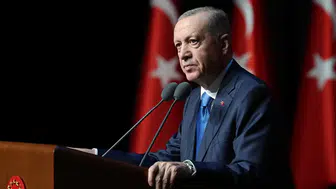 Cumhurbaşkanı Erdoğan açıklamalarda bulunuyor