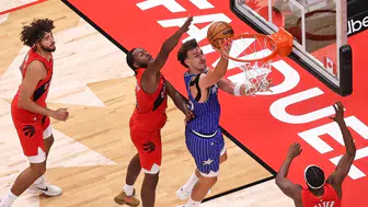 NBA Kupası'nda Magic, Raptors'ı Mağlup Etti