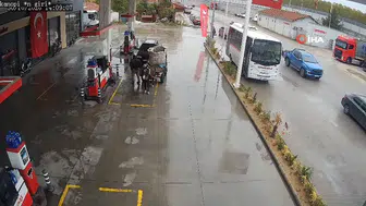 Edirne'de at arabasına bağlanan otomobil benzinliğe götürüldü