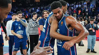 Anadolu Efes, Zalgiris Kaunas Deplasmanında Sahaya Çıkıyor
