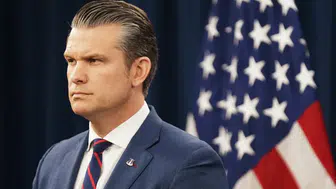 Pentagon'da Strateji Krizi: Savunma Bakanı Hegseth Korgenerali Neden Görevden Aldı?
