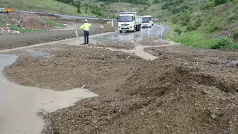 Yozgat’ta Zemin Hareketleri Neden Oluyor? Tarım Arazisinde Derin Çatlaklar Meydana Geldi