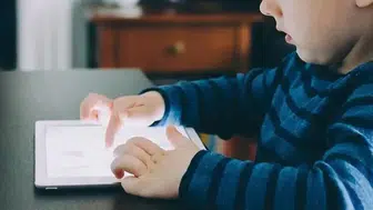 Avrupa Birliği, Çocukları Dijital Dünyadaki Risklerden Koruyacak Yeni Düzenlemeler Mi Getiriyor?