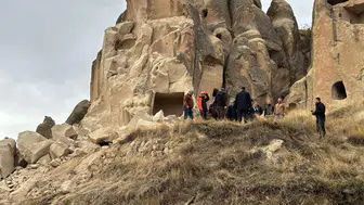 Kapadokya'da peribacası çöktü. Üç kişi hayatını kaybetti