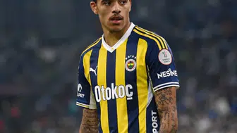 Mason Greenwood, Dirk Kuyt ile görüşerek on numara pozisyonunda oynamak mı istedi?