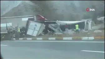 Erzincan'da TIR sürücüsünün kaza sonrası hastaneye gitmeyi reddetmesi neden şaşkınlık yarattı?