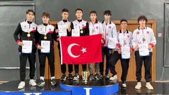 Cezayir'de Türk Eskrimciler Hangi Başarıyı Elde Etti?