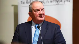 Yunanistan'da Eski Başbakan Karamanlis'ten Türkiye İtirafı