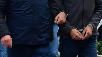 Akaryakıt İstasyonuna Silahlı Saldırı: İki Şüpheli Yakalandı