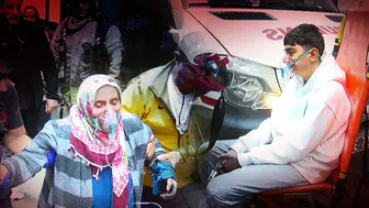 İstanbul'da 5 Katlı Binada Yangın Paniği: 2 Kişi Hastaneye Kaldırıldı