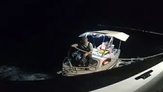 Didim açıklarında motor arızası paniği : Teknede mahsur kalan 2 kişi kurtarıldı