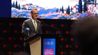 Prof. Dr. Haluk Görgün FSM'nin akademik yılı açılış dersini verdi