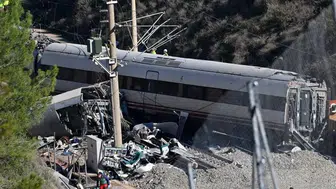 İspanya'da Hızlı Trenler Çarpıştı: On Ölü
