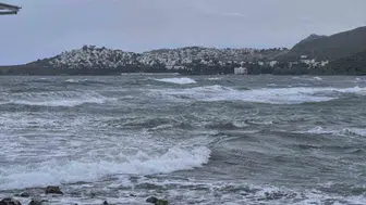 Bodrum Açıklarında Fırtına Alarmı: Seferler İptal Edildi