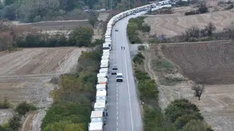 Hamzabeyli Sınır Kapısı'nda TIR Kuyruğu 27 Kilometreye Ulaştı