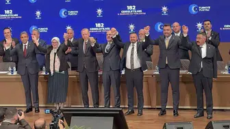 CHP'den AK Parti'ye belediye başkanı geçişleri: Sayı 44'e ulaştı