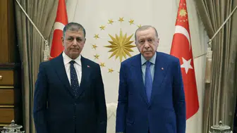 İzmir Büyükşehir Belediye Başkanı Cemil Tugay AK Parti'ye Katılıyor