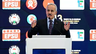 Bakan Uraloğlu: 6 il olan bölünmüş yol ağını 77'ye çıkardık