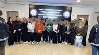 Bursa'da Kaçak Masör Operasyonu: 26 Yabancı Uyruklu Kadın Sınır Dışı Ediliyor