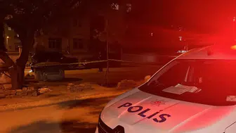 Boşanma aşamasındaki eşini sokak ortasında tabancayla vurdu