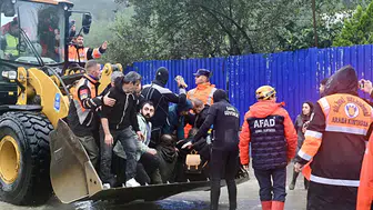 İstanbul'da Şiddetli Sağanak: Kemerburgaz'da Sel Felaketi