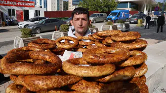 Simit Tezgahını Boş Bırakıp KPSS'ye Girdi: Dönüşteki Manzara Duygulandırdı