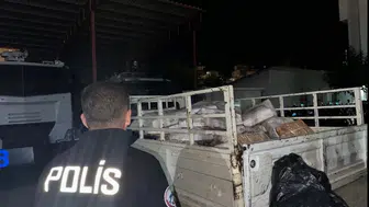 İskenderun'da Çöp Sahaından Toplanan Bozuk Etler Ele Geçirildi
