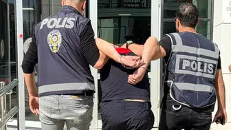 İzmir'de itfaiyeci eski sevgilisinin evini ateşe verdi