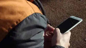 Küçükçekmece'de sınıf arkadaşlarını silahlı videoyla tehdit eden 15 yaşındaki öğrenci adliyeye sevk edildi