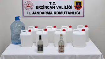 Erzincan'da sahte içki operasyonu : 40 litre etil alkol ve 15 litre sahte rakı ele geçirildi